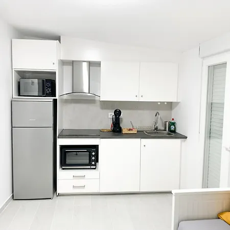 Estudio Con Terraza En La Playa Appartement